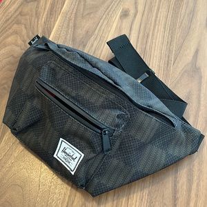 Herschel Seventeen Waist Pack (aka Hip Bag or Fanny Pack); never used